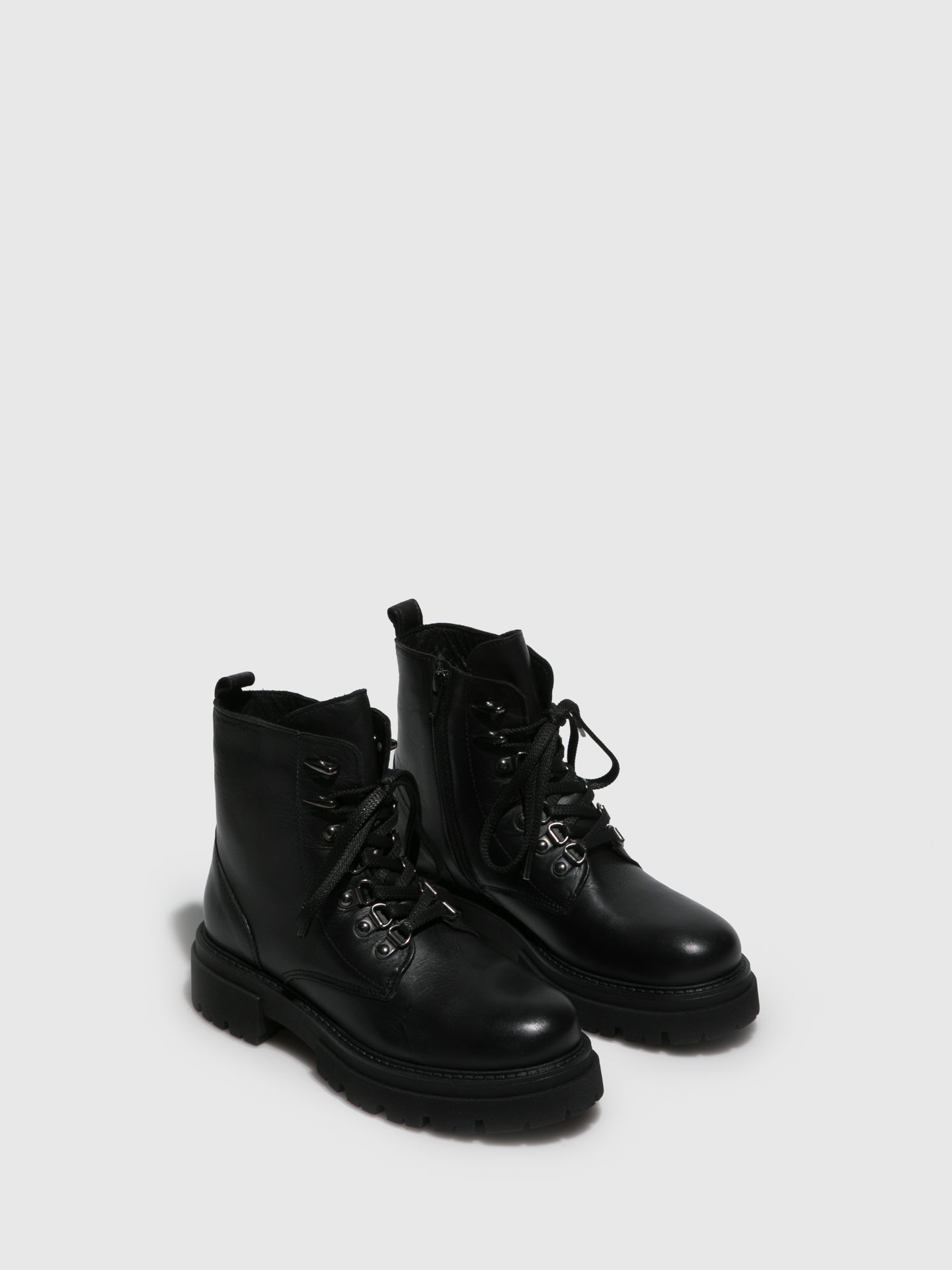Fungi Botas com Atacadores em Preto